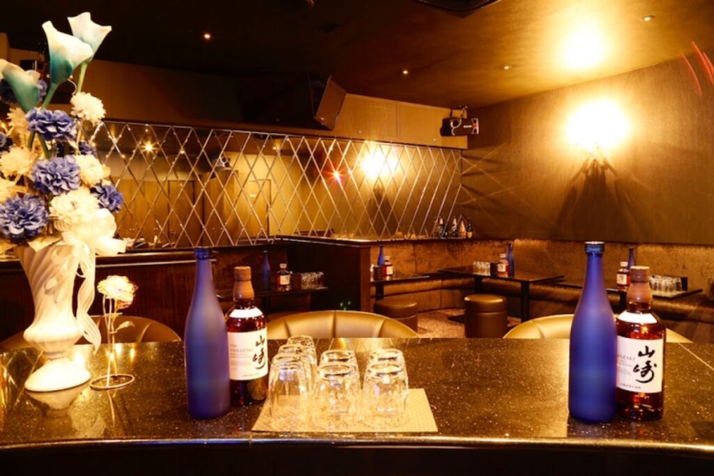KARAOKE LOUNGE AriA