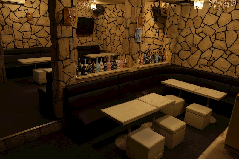 Girl’s Bar Meteor