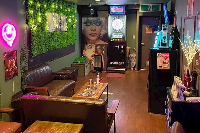 GIRL’S BAR ポニーテール