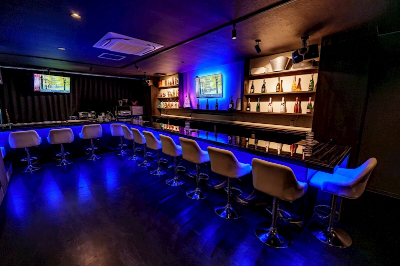 CafeBar＆Darts SEED