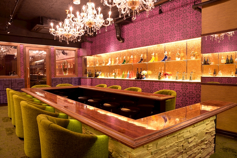Girls bar MILLION