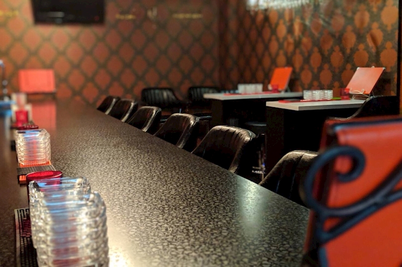 Girls Bar AHKAH’s 安城店