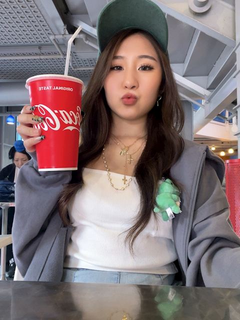 GIRLS BAR CYNTHIA 在籍キャスト2