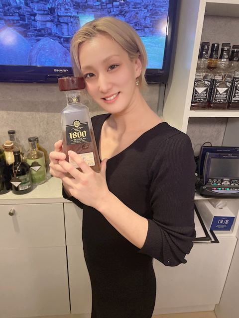 bar lounge W（すすきの） 在籍キャスト5