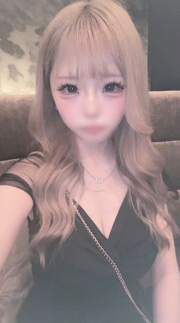 Club NIGHT CAFE 在籍キャスト1