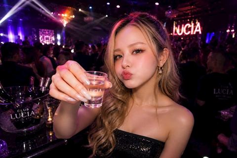 club Lucia 在籍キャスト2