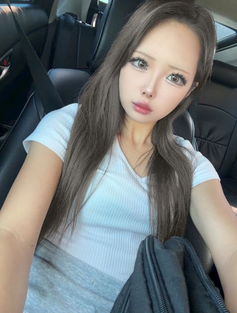 Girls Cafe Anela 在籍キャスト2