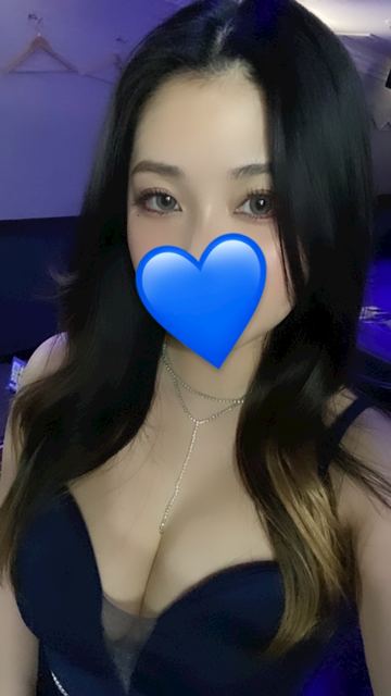 CAFE&GIRLSBAR ELESIA 在籍キャスト1