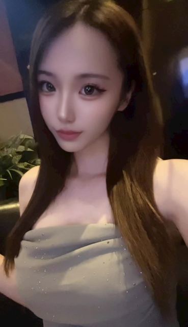 GIRLS BAR EAST 在籍キャスト1