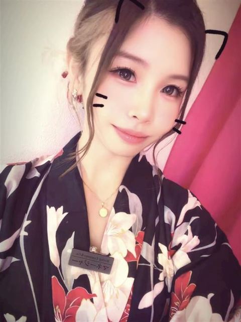 Anna Miller’s 在籍キャスト1