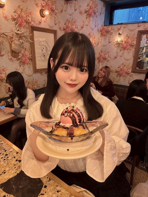 Girls Cafe NEON＋ 在籍キャスト1