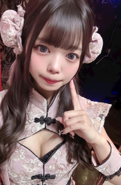 GIRLS BAR 華蘭 在籍キャスト3