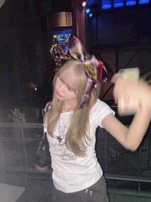 LUXURY GIRLS BAR HONEYS・ハニーズ – 大宮/南銀/ガールズバー ユキ