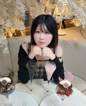 GIRL’S BAR ALICIA みみ