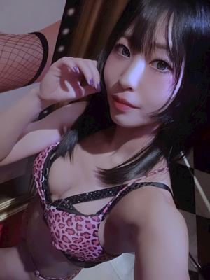 CABARET TOKYO もね (Monē)