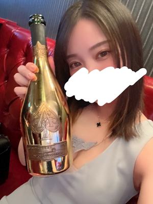 PUB CLUB NADiA やよい♡聖蹟桜ヶ..