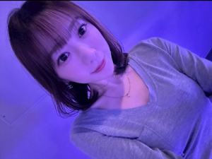 Girl’s Bar Damon りお【新橋 Dam..