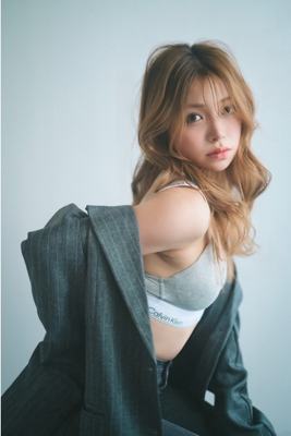 LUVES みく