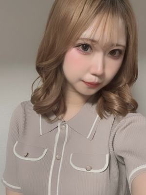 GIRLS LOUNGE FACE かれん