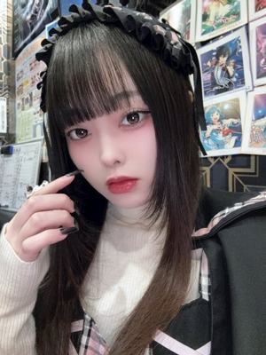 2次元メイドカフェ 割れめ そあ