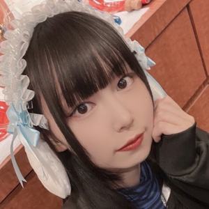 2次元メイドカフェ 割れめ かをる