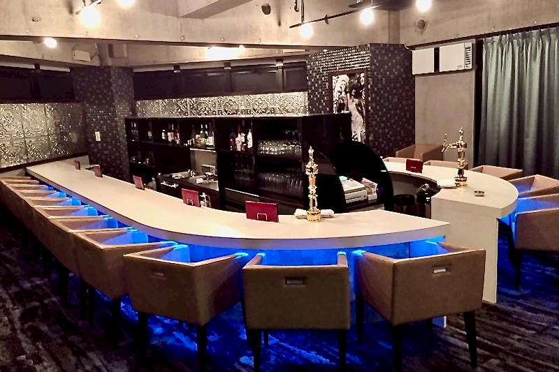 Cafe & Bar Minny
