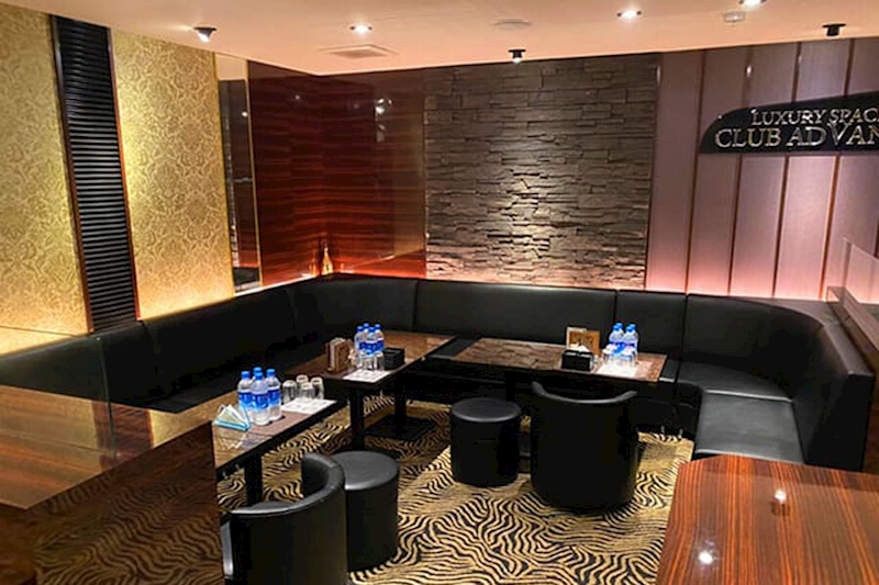 LUXURY SPACE CLUB ADVANCE